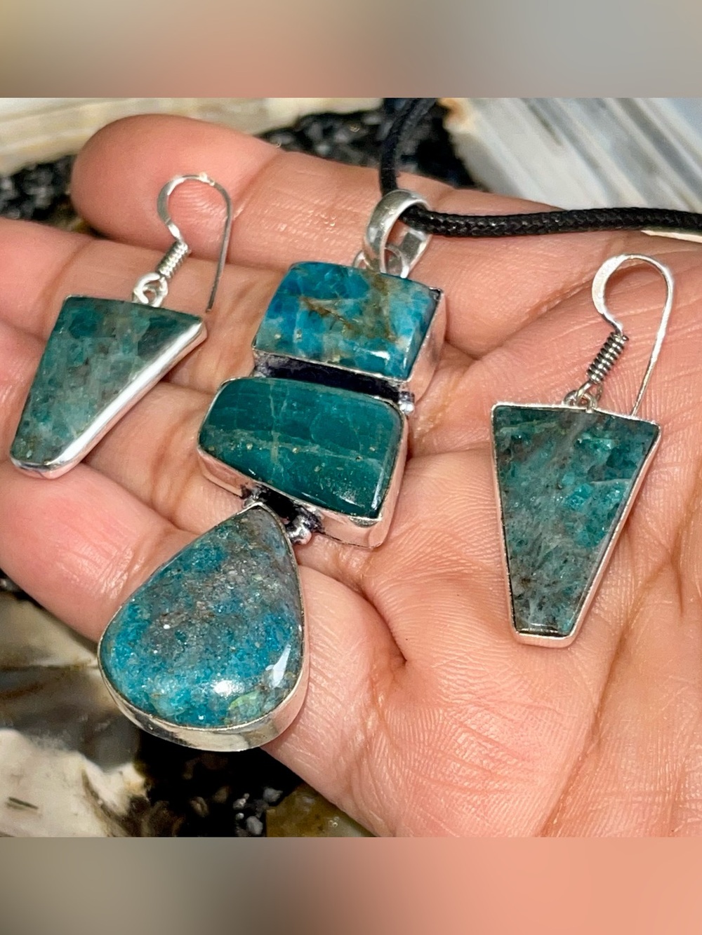 Blue Apatite Pendant & Earrings Set - Picture 8 of 17